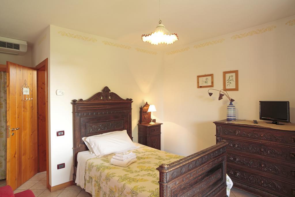 Agriturismo Il Magicorto カッソーラ エクステリア 写真